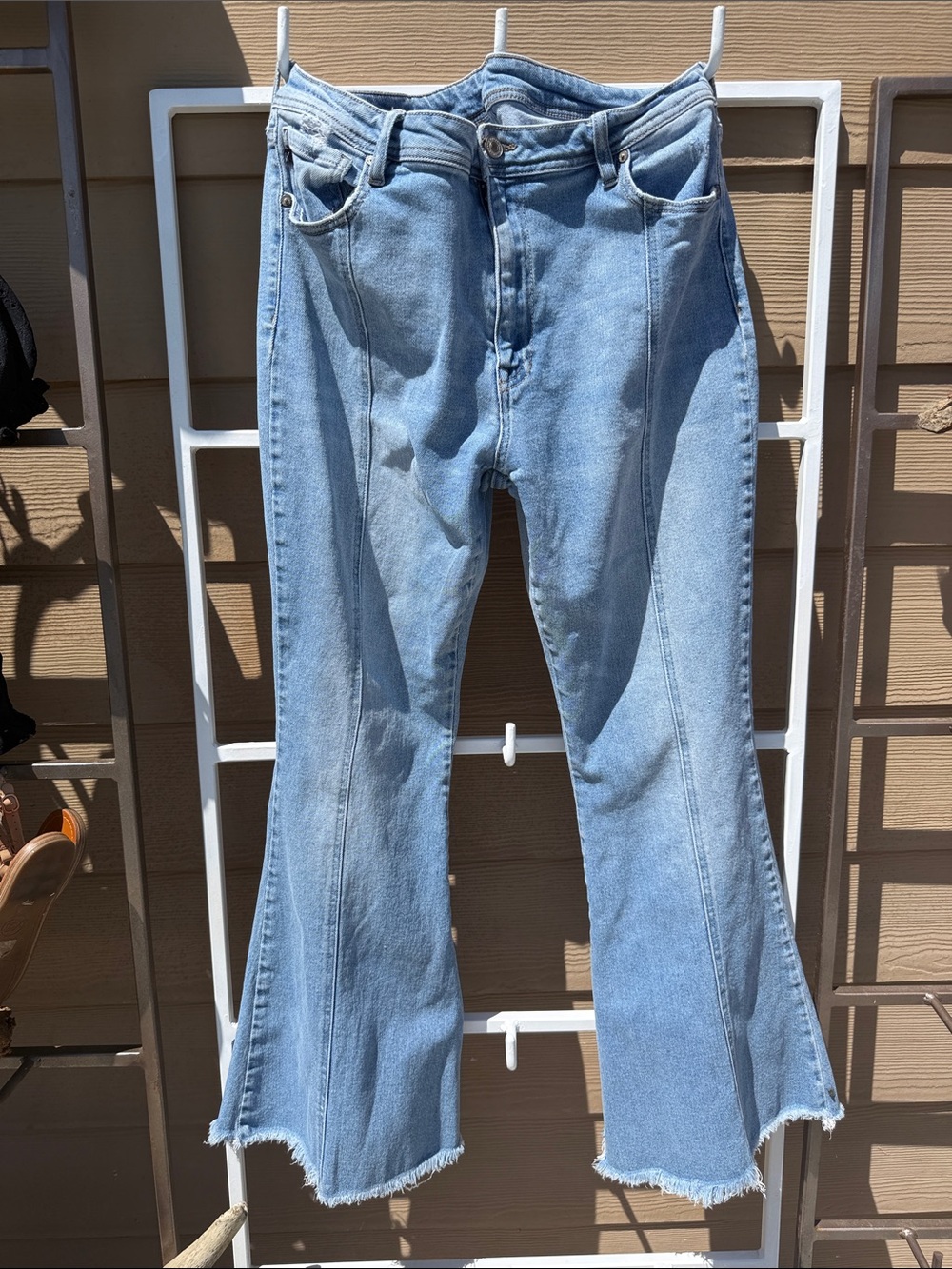 KanCan Light Wash Flare pleats Jeans with Frayed Hems funky fun